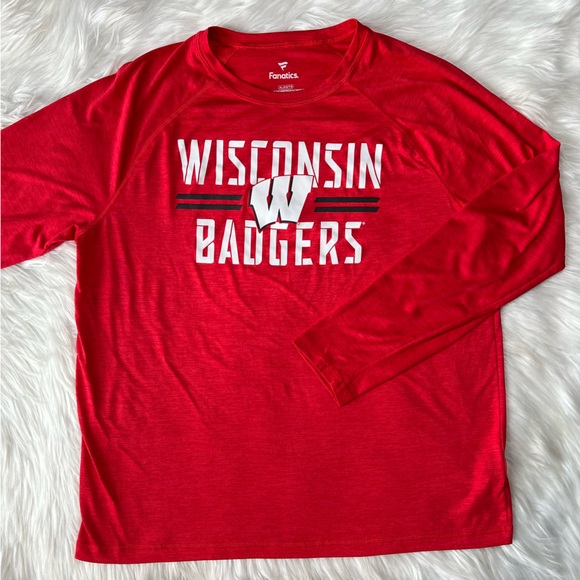 Fanatics Other - Fanatics Wisconsin‎ Badgers Shirt